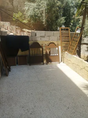 سرير اطفال للبيع