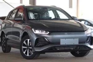 byd e2 2025 luxury  بي واي دي E2 جديد