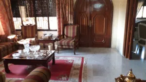 600 m2 5 Bedrooms Villa for Sale in Amman Um El Summaq