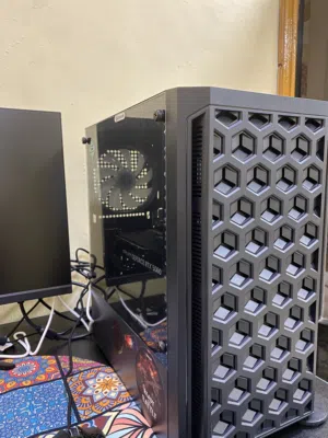جهاز PC البيع استعمال فقط 3 ايام