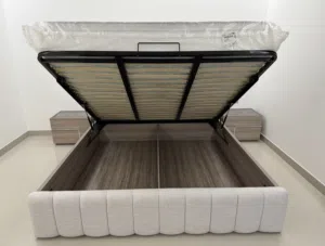 King Bed w/hydraulic 200x180 Dresser & nightstand  سرير بوحدة تخزين هيدروليك، 2 طاولة جانبية وتسريحة