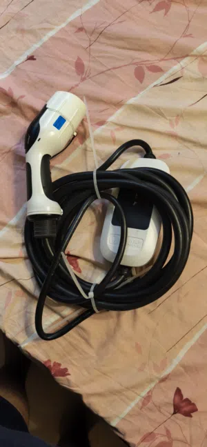 شاحن بطارية
