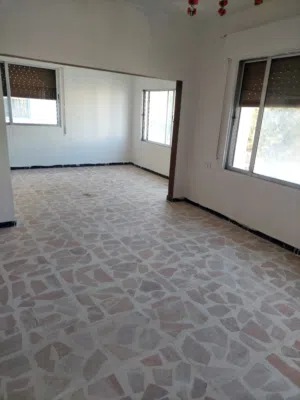 180 m2 More than 6 bedrooms Apartments for Rent in Irbid Al Hay Al Janooby