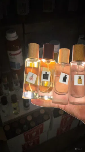 عطور عرض خاص 12عطر ب30 بس والتوصيل مجاني سارعوا الحجز وفحص يم المندوب ومستعدين تجهيز المحلات كاف