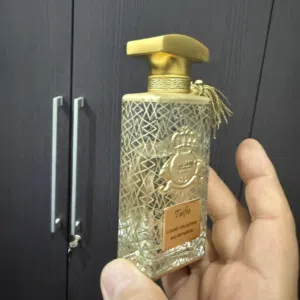عطر الورد الطائفي من الجزيرة