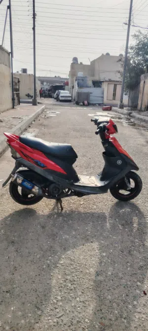 دراجه ماکس عدله برغي ما مفتوج  بيها مستعجل على بيعتها