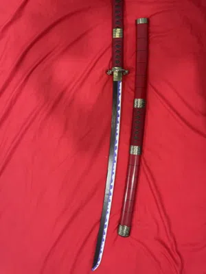 سيف زورو الاحمر (ون بيس)