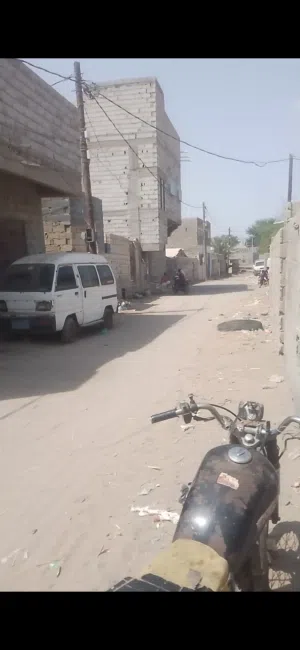 9 m2 5 Bedrooms Townhouse for Sale in Al Hudaydah Other