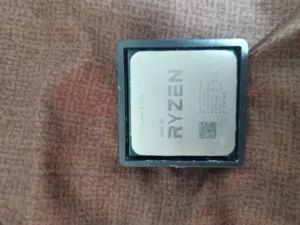 معالج ryzen 3 3100 مع مروحة تبريد