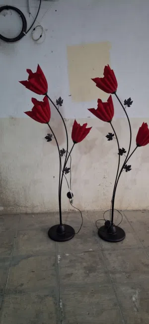 لمبات وزينه للبيع