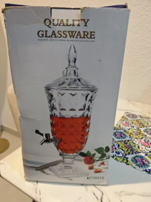 Glass Beverage Dispenser موزّع مشروبات زجاجي جديد