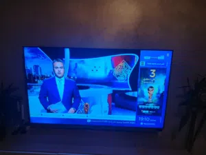 للبيع شاشة تلفزيون سكاي وورث حجم 65 سمارت