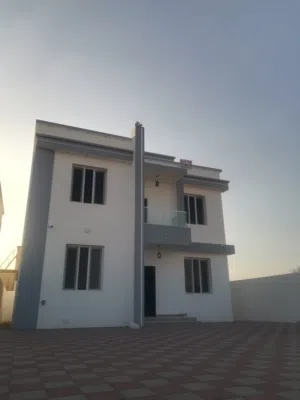 260 m2 4 Bedrooms Villa for Sale in Al Dhahirah Ibri