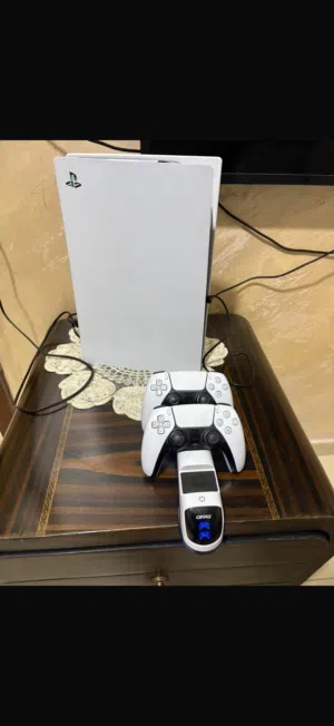 في البنيات  طريق المطار Ps5 شبه جديد
