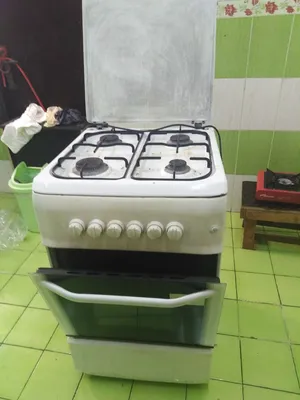 Oven cooker for 30 riyals