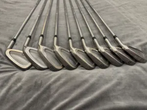 Spalding Golf set in very good condition, Nine clubs, 3-9, pitching and sand wedge