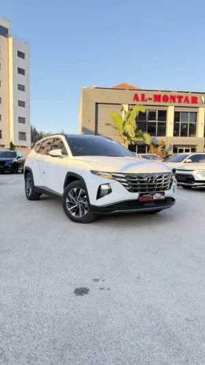 هونداي توسان ترخيص 2023 محرك 1600 هايبرد جير أوتوماتيك 240 حصان