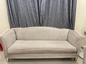 Elegant & Luxurious Sofa in Pristine Condition!