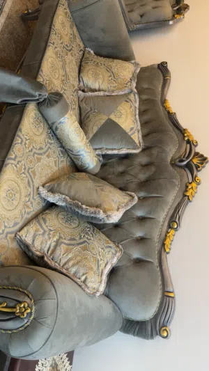 طبلات مع طاولات