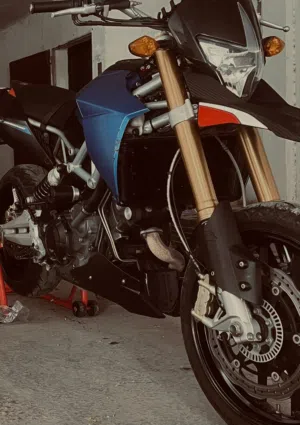 ابريليا دورسدور فئة السوبر ستريت  750cc