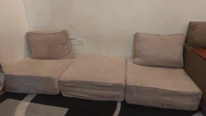 Majlis with 3 Cushions