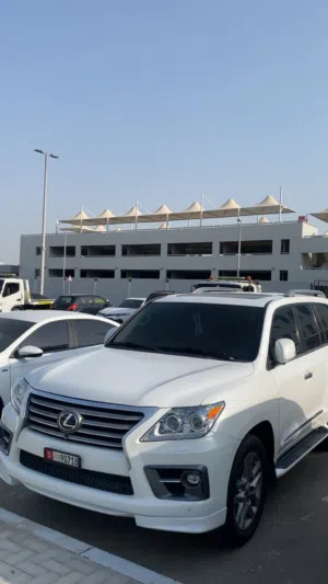 Used Lexus LX in Abu Dhabi