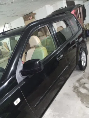 نيسان اكس تريل 2005