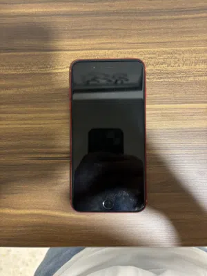 iPhone 8 Plus  Product red جميع معلومات  التلفون و فحصو موجودة باخر صورتين