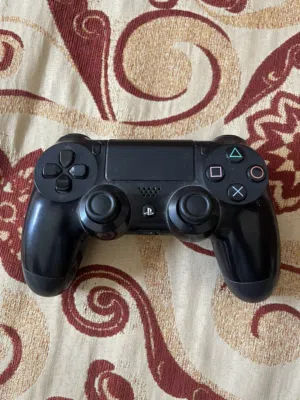 يد PS4 للبيع (قطع غيار)