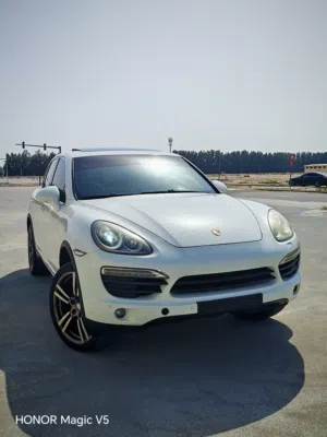 Used Porsche Cayenne in Sharjah