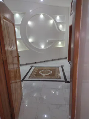 شقة فخاااامة 22 مايو 5 غرف ب150الف