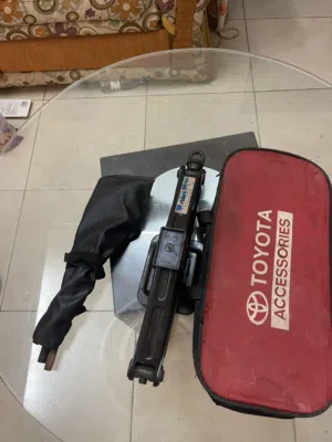 رافعة ( عفريتة ) بريفيا اصلية حق شركة تويوتا شنطة تويوتا اشتراك سيارة بقدرة 500 أمبير بطول 2.2 متر
