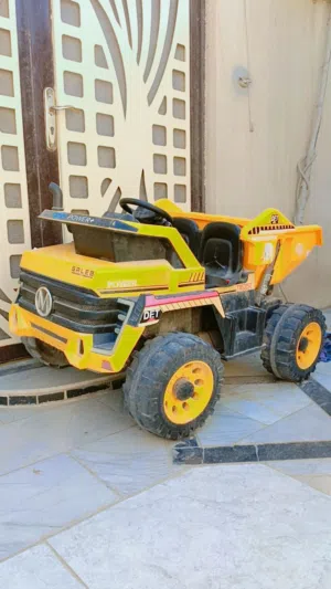 سياره (تراك)على الريموت