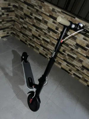 سكوتر كهربائي
