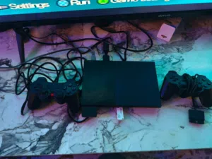 بلاستيشن 2 لبيع سعره 300