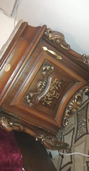 غرفة نوم مصري بحالة ممتازة