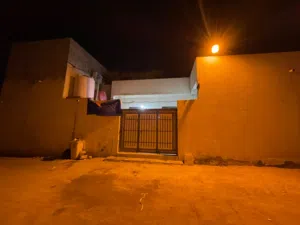 دار للبيع مساحه 200متر