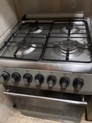 طباخه للبيع بحاله نظيف و جيده جدا
