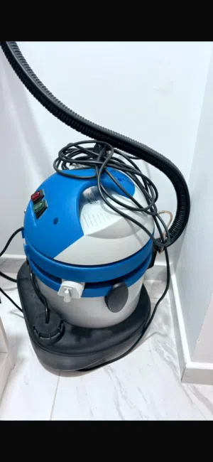 مكنسه تنظيف جميع الأشياء