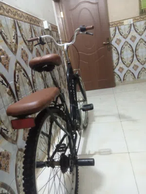 بايسكل من شركة روست موال بايسكل كامل مكمل ما بي اي نقص يتحمل اوزان وقوي