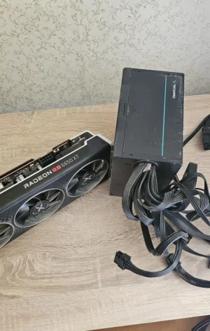 كرت radeon rx 6650 xt و power supply 650w للبيع