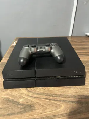PS4 fat لللبيع