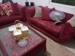 طقمين كنب للبيع