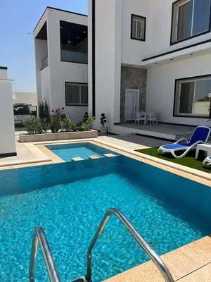 More than 6 bedrooms . Furnished . Daily2