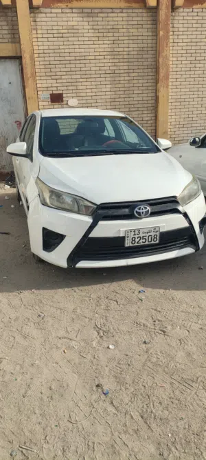 2015 Toyota Yaris Hatchback SE GCC Specs - Used, Good Condition, Black Interior
