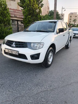 بكب متسوبيشي للبيع