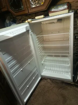 فريزة رفوف شغالة 100٪