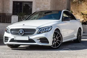 Mercedes C200 2019 Mild hybrid Amg kit Night Package