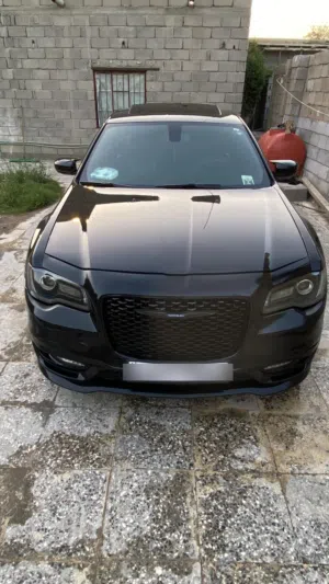 Used Chrysler 300 in Basra