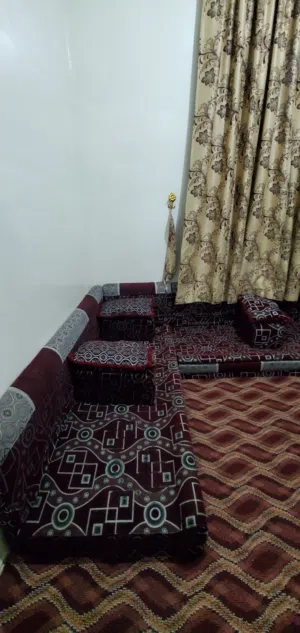 مجلس متكامل من ضغط وموكيت وستائر